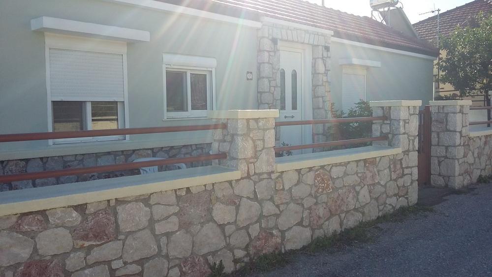 Anastasia'S Holiday Home Ialysos  Exterior foto